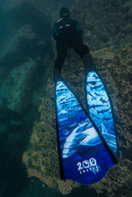 Load image into Gallery viewer, 200 Sharks Carbon Freediving blades
